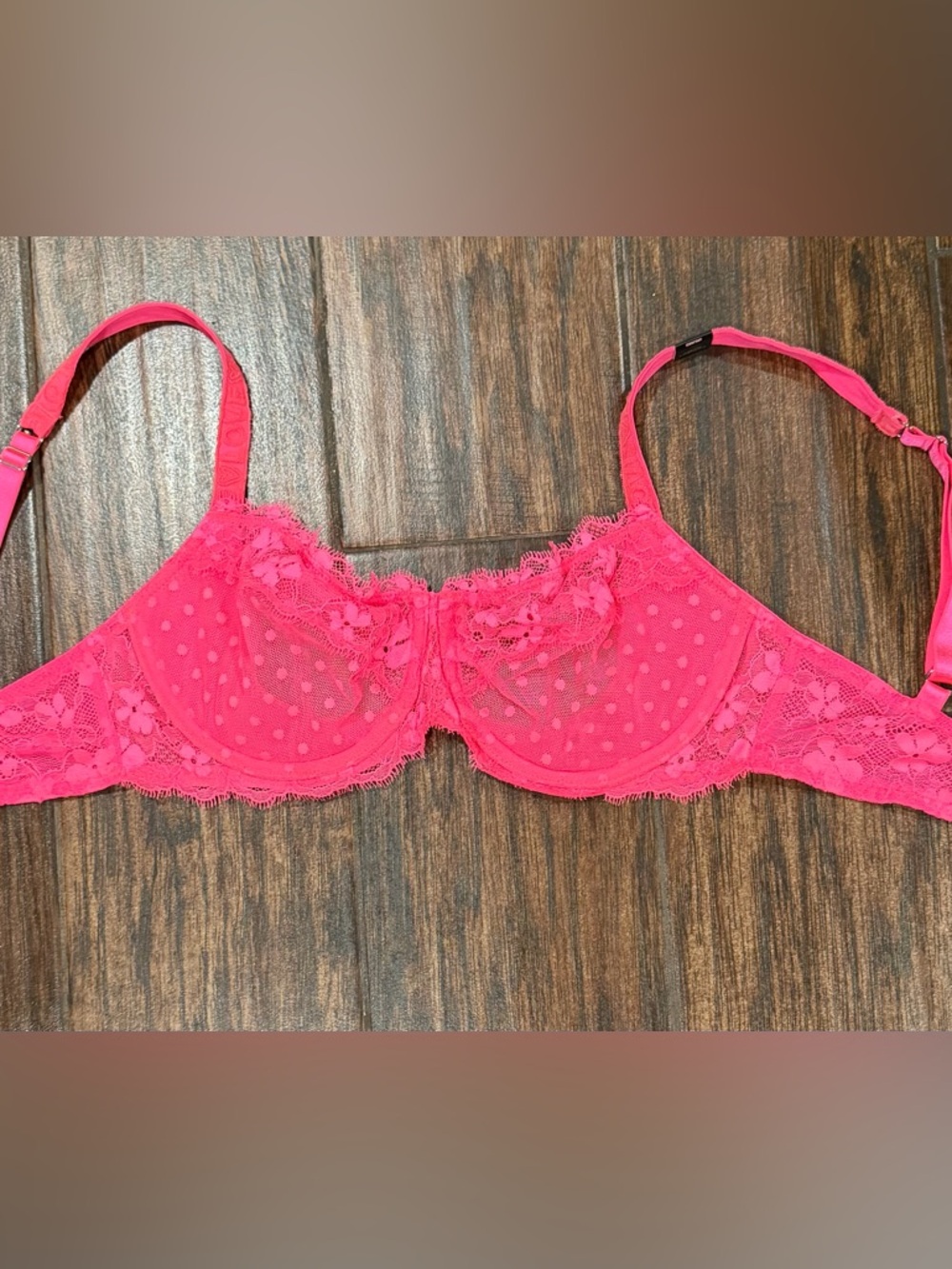 Victoria’s Secret Hot Pink Lace Underwire Bra - Women Intimates